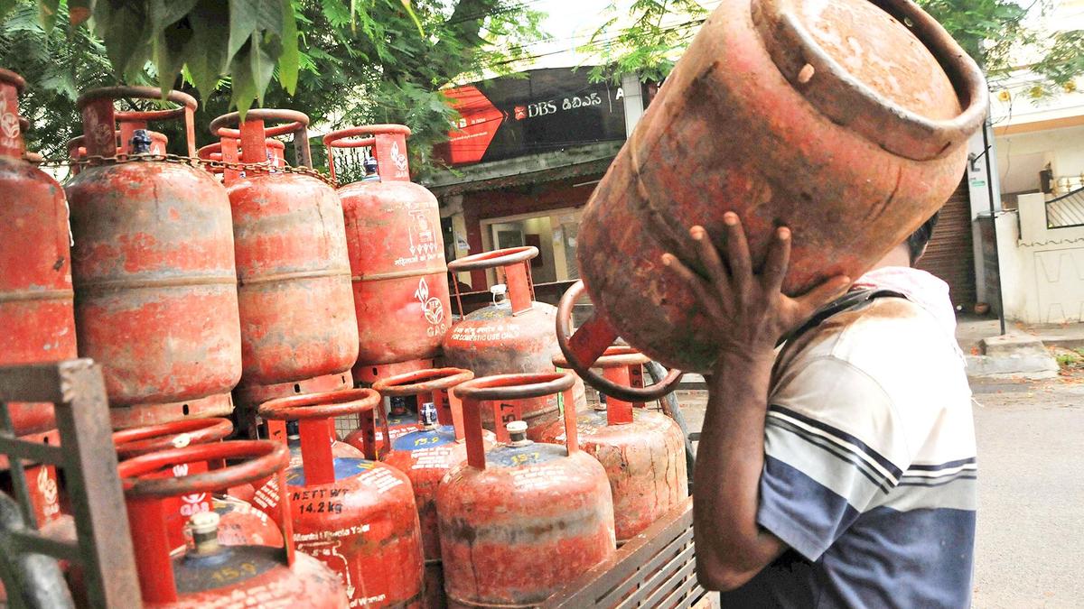 Indian oil companies secure their first-ever deal to import U.S. LPG into India
